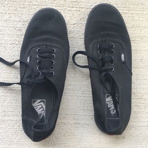 Black Vans canvas low ankle